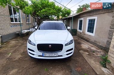 Внедорожник / Кроссовер Jaguar F-Pace 2016 в Киеве