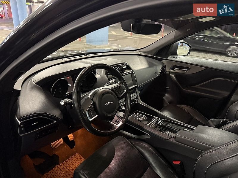 Внедорожник / Кроссовер Jaguar F-Pace 2019 в Киеве фото 5 Внедорожник / Кроссовер Jaguar F-Pace 2019 в Киеве