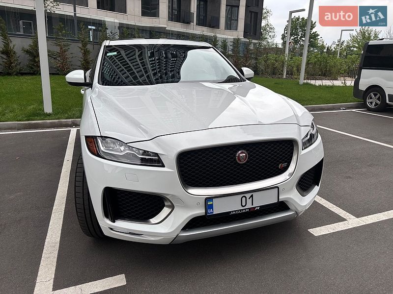 Внедорожник / Кроссовер Jaguar F-Pace 2019 в Киеве