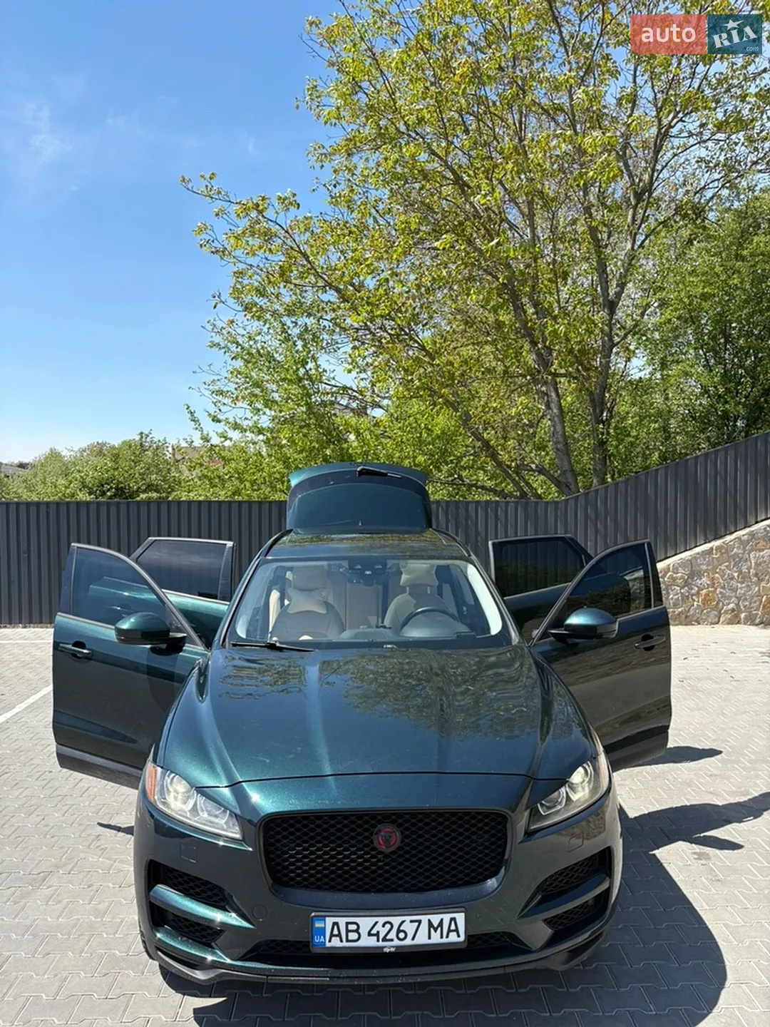 2017 Jaguar F-Pace - мініатюра 10