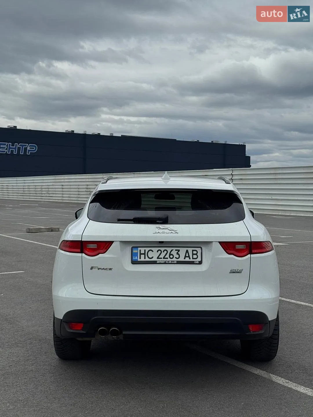 2016 Jaguar F-Pace - мініатюра 12