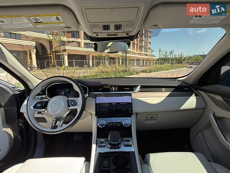 Внедорожник / Кроссовер Jaguar F-Pace 2021 в Киеве