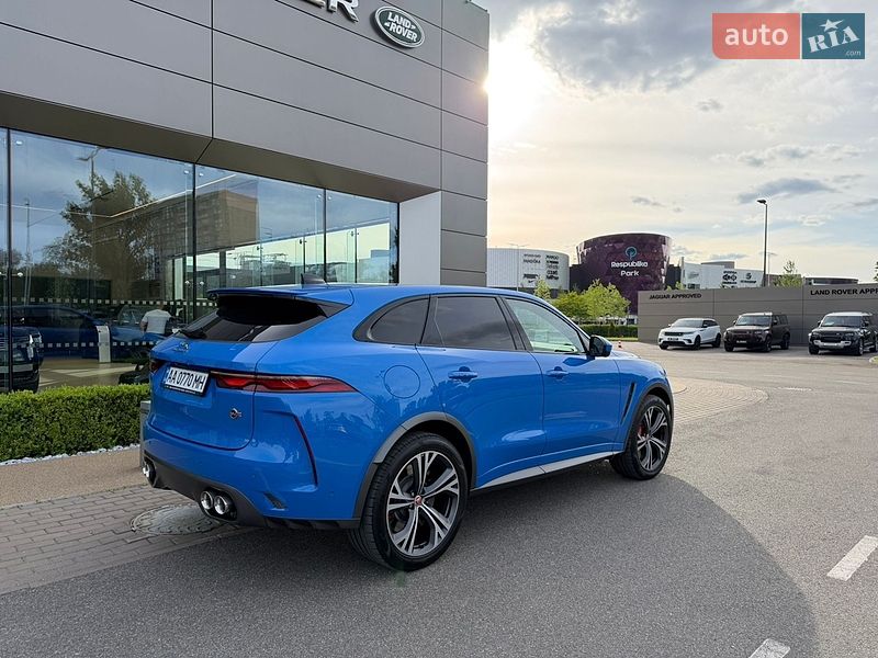 Внедорожник / Кроссовер Jaguar F-Pace 2022 в Киеве