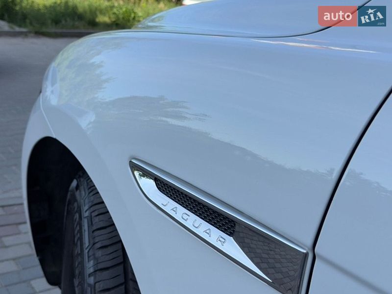 Внедорожник / Кроссовер Jaguar F-Pace 2019 в Тернополе