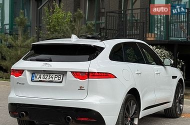 Внедорожник / Кроссовер Jaguar F-Pace 2016 в Киеве