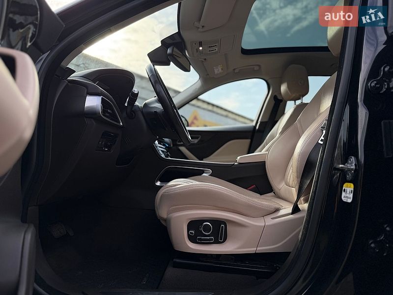 Внедорожник / Кроссовер Jaguar F-Pace 2017 в Сарнах