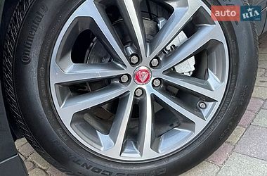 Внедорожник / Кроссовер Jaguar F-Pace 2016 в Хмельницком