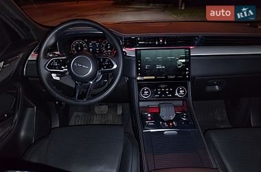 Внедорожник / Кроссовер Jaguar F-Pace 2023 в Берегово