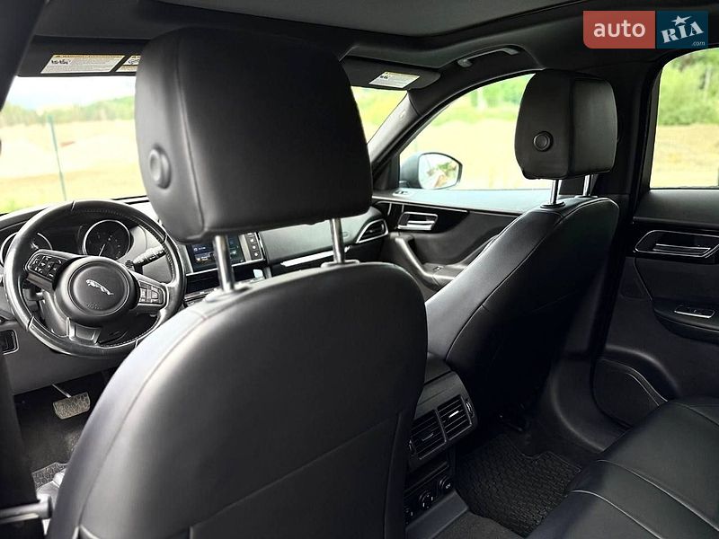 Внедорожник / Кроссовер Jaguar F-Pace 2016 в Львове