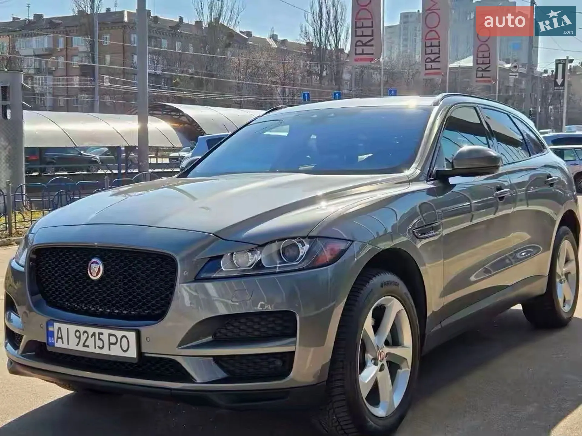 2016 Jaguar F-Pace - мініатюра 3