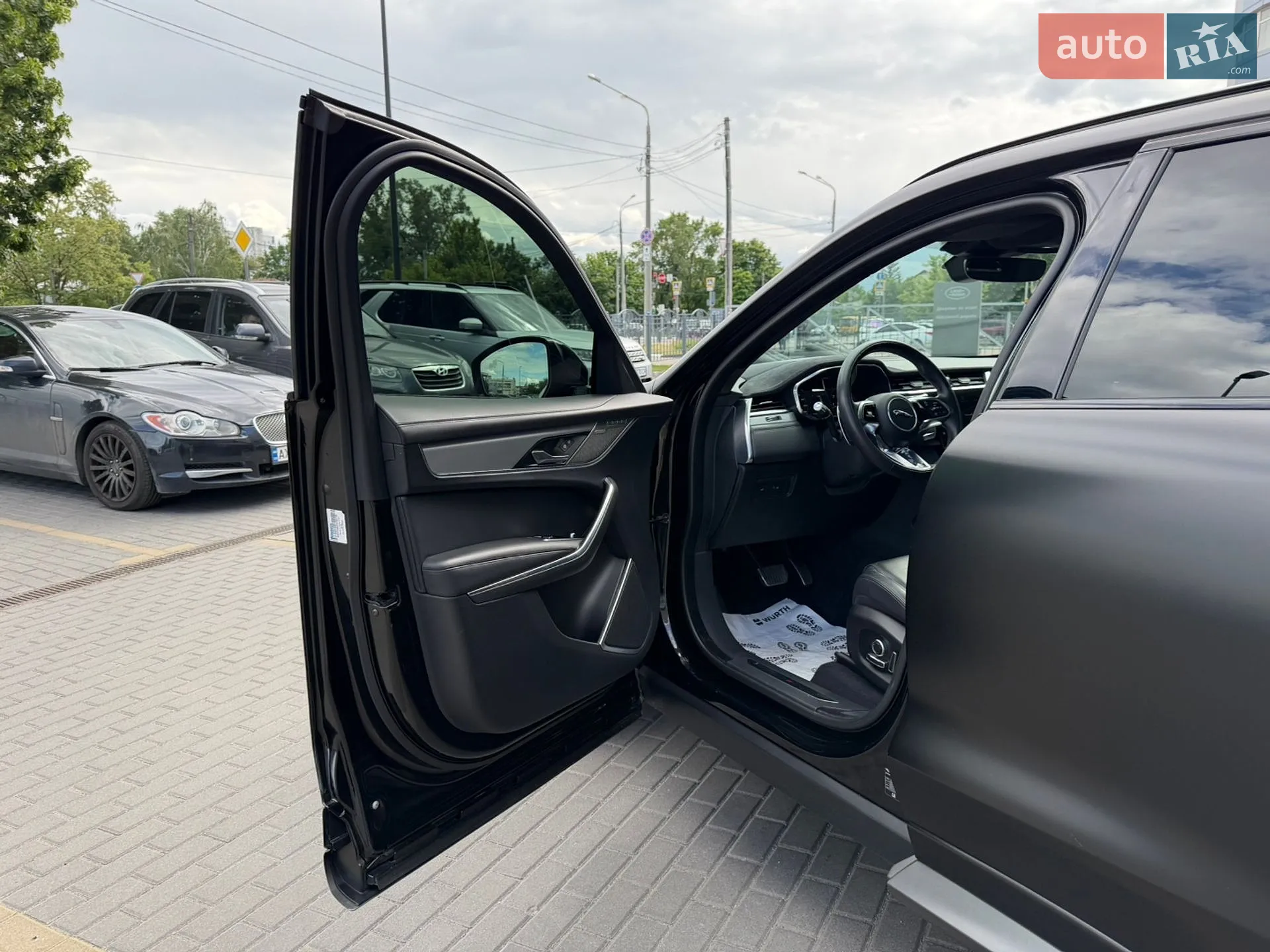 2021 Jaguar F-Pace - мініатюра 17