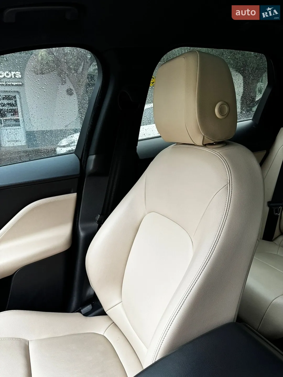 2017 Jaguar F-Pace - мініатюра 17