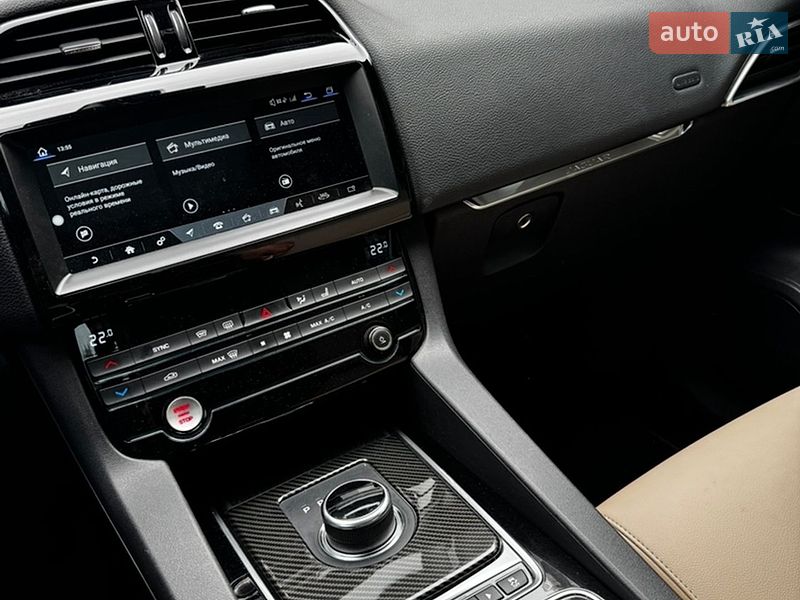Внедорожник / Кроссовер Jaguar F-Pace 2017 в Львове