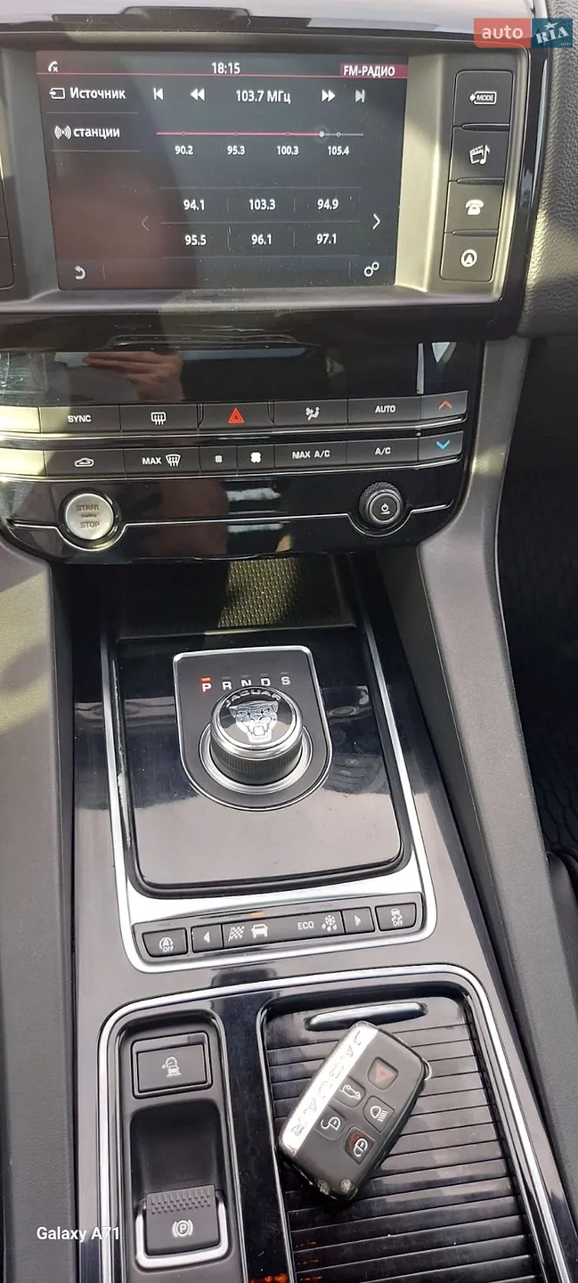 2018 Jaguar F-Pace - мініатюра 4