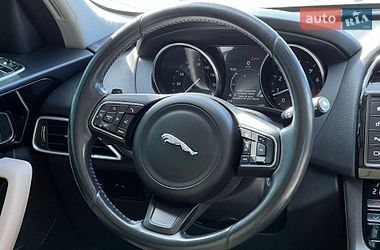 Внедорожник / Кроссовер Jaguar F-Pace 2016 в Киеве