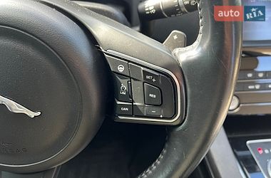 Внедорожник / Кроссовер Jaguar F-Pace 2016 в Киеве