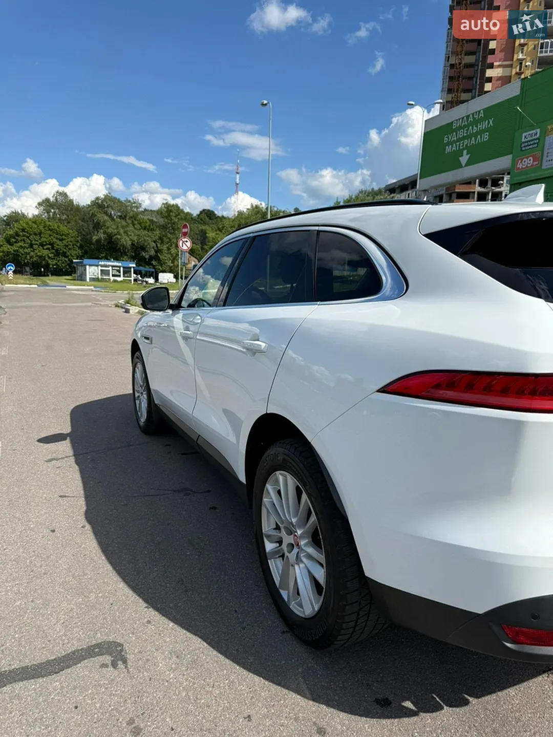 2018 Jaguar F-Pace - мініатюра 17