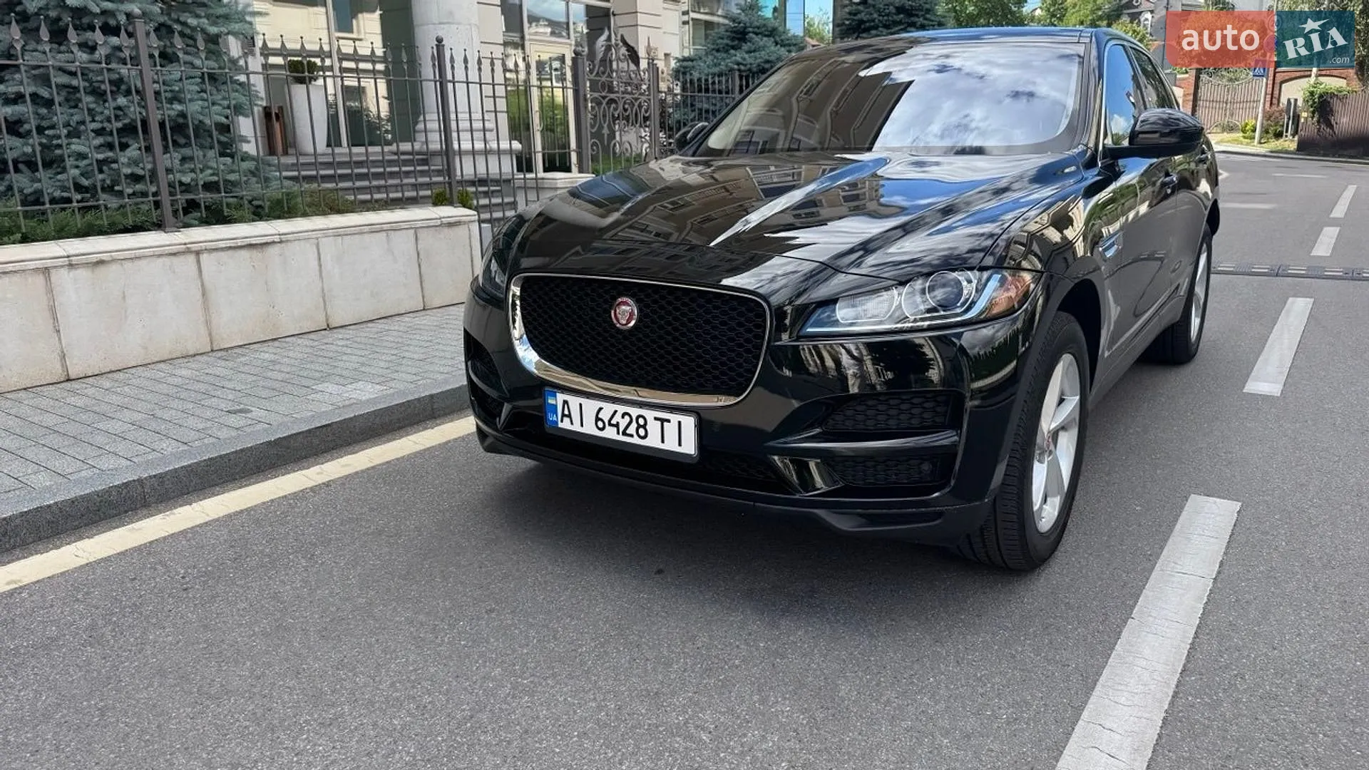 2020 Jaguar F-Pace - мініатюра 3
