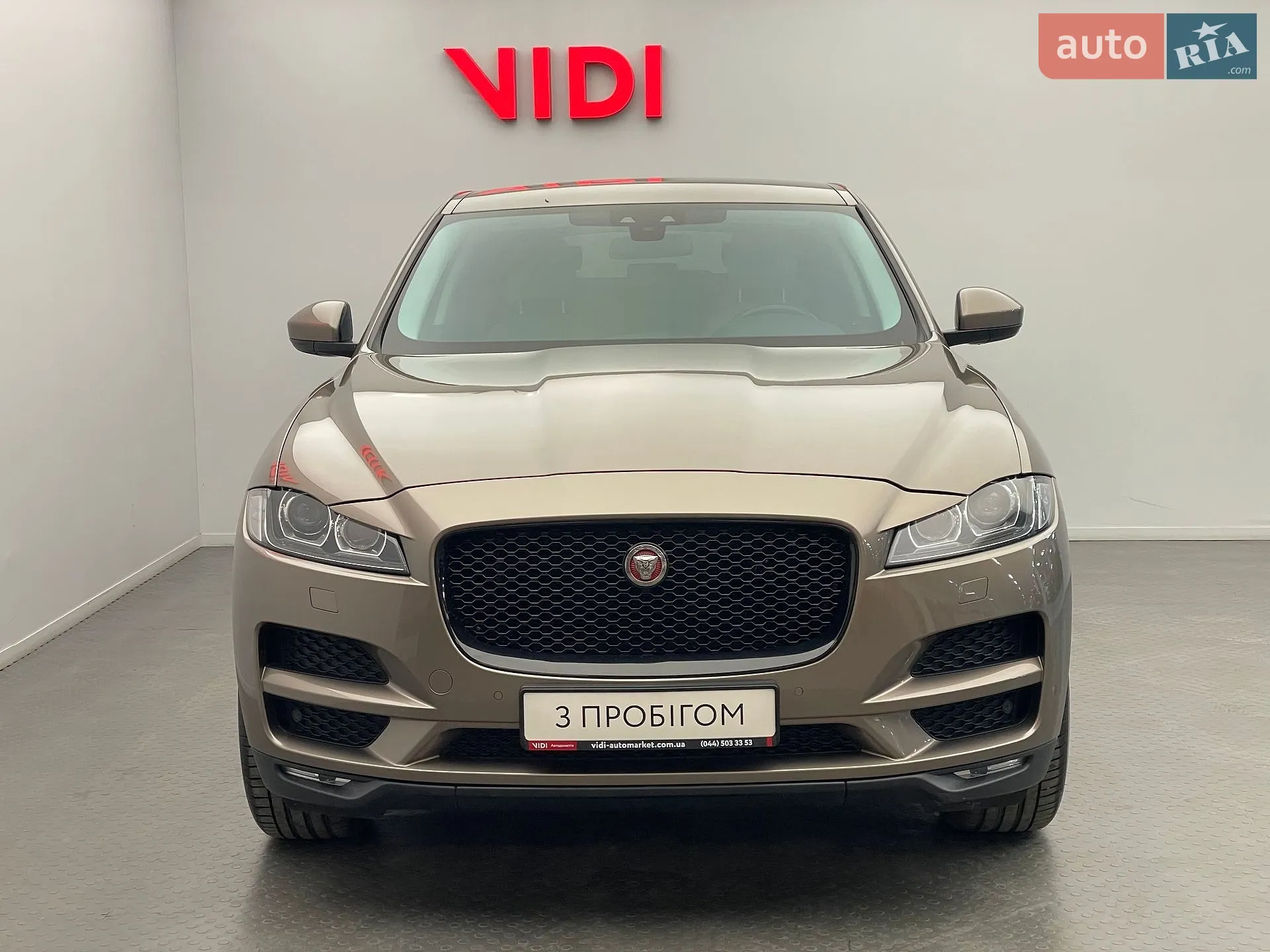 2016 Jaguar F-Pace - мініатюра 2