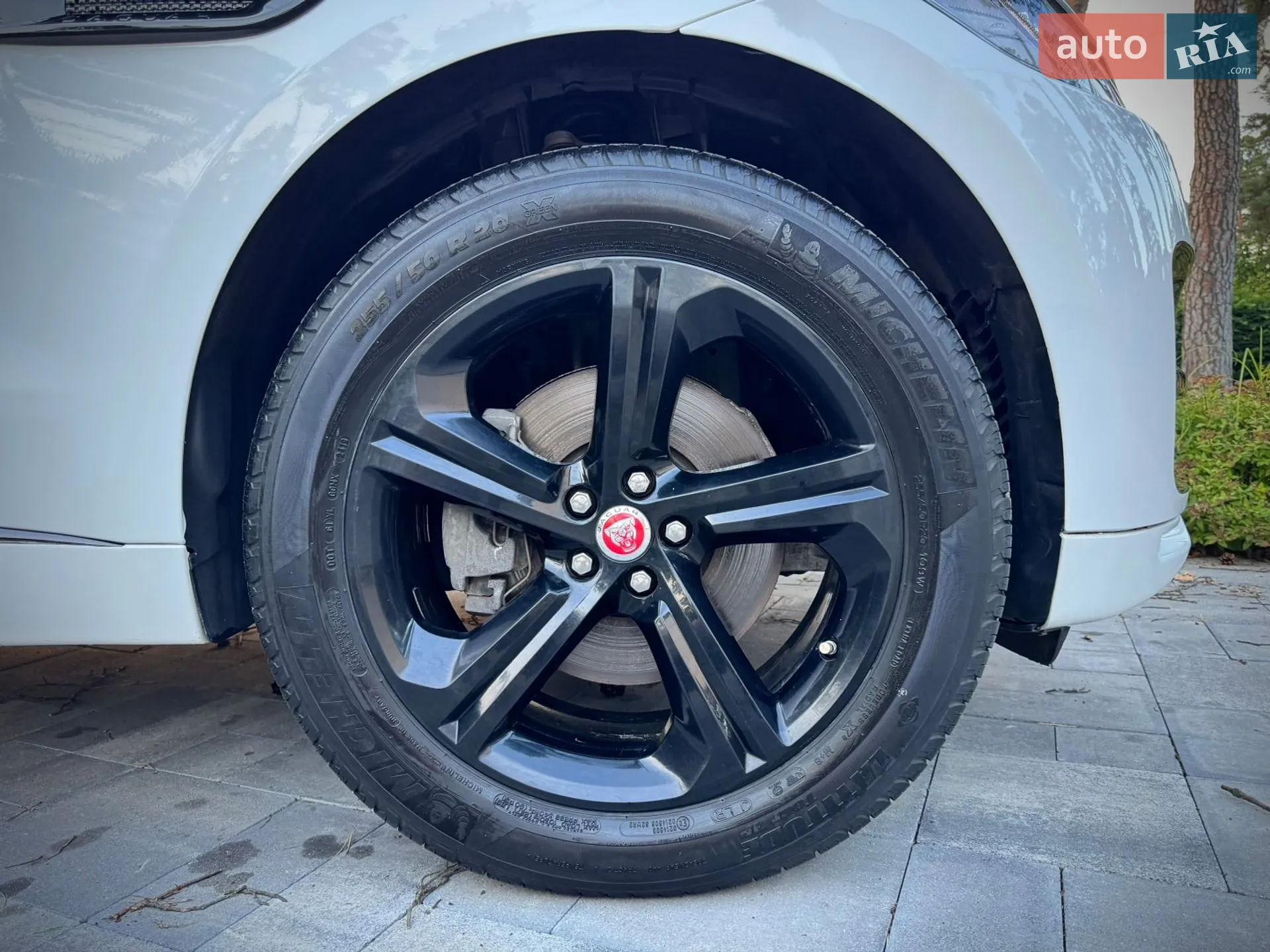 2019 Jaguar F-Pace - мініатюра 31