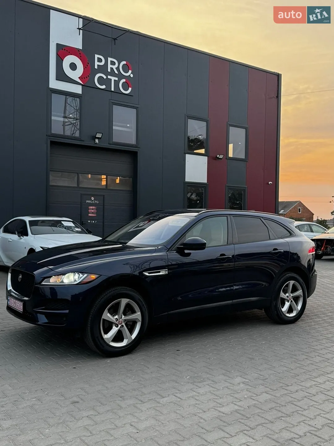 2018 Jaguar F-Pace - мініатюра 2