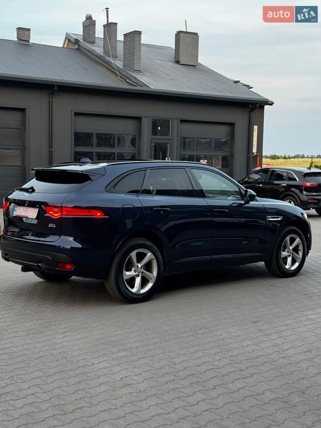 2018 Jaguar F-Pace - мініатюра 12