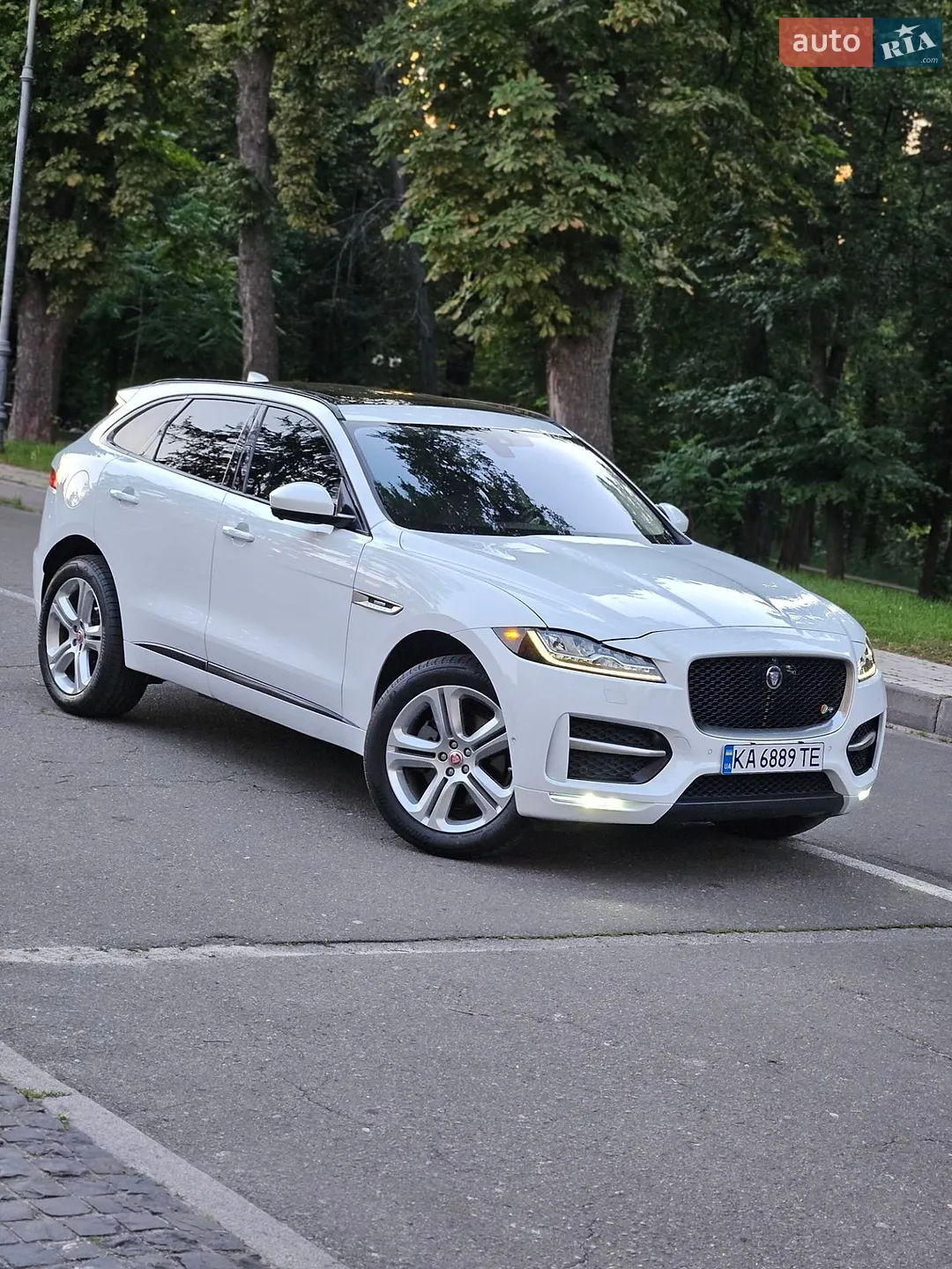 2017 Jaguar F-Pace - мініатюра 7