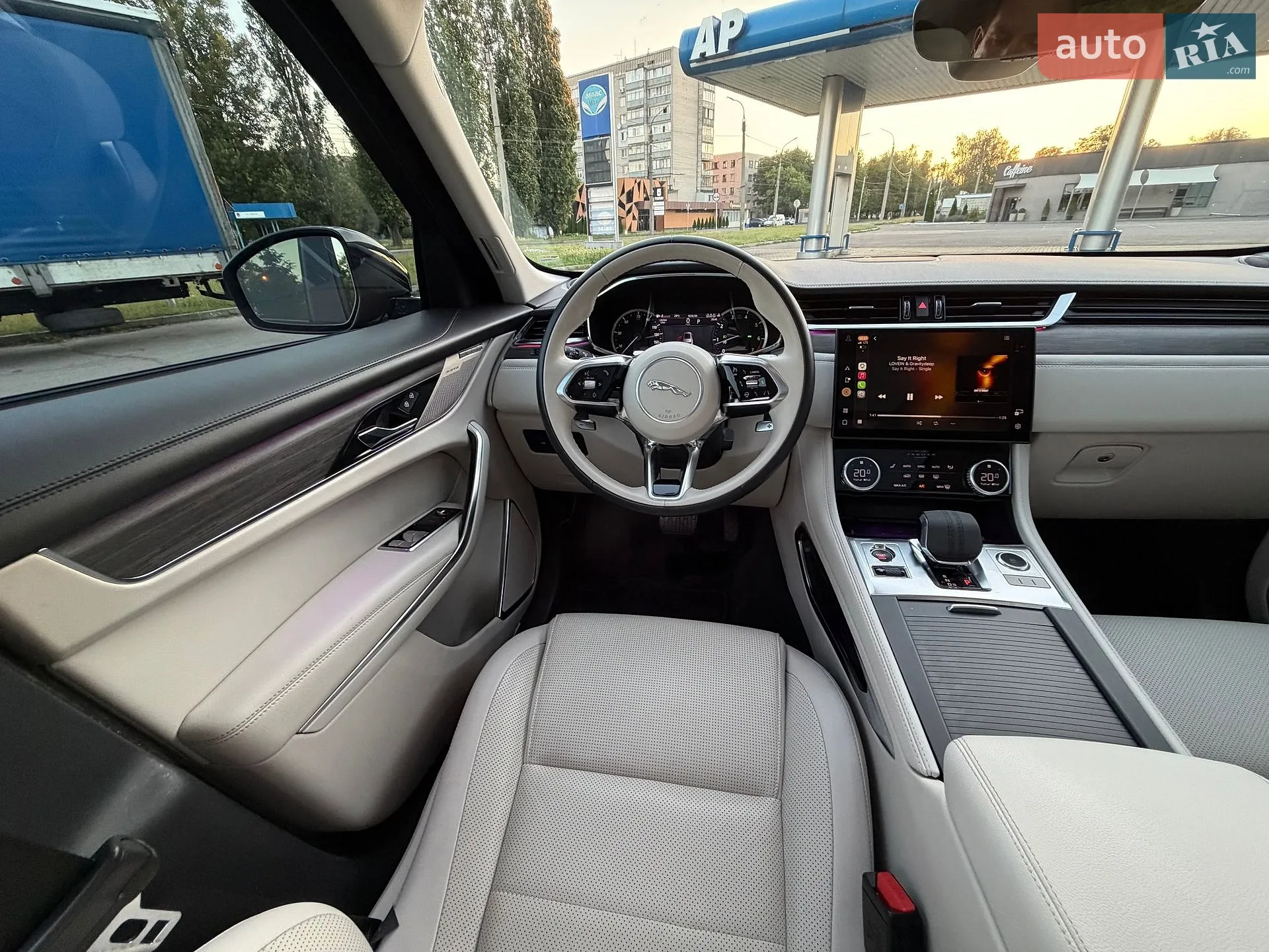 2022 Jaguar F-Pace - мініатюра 49