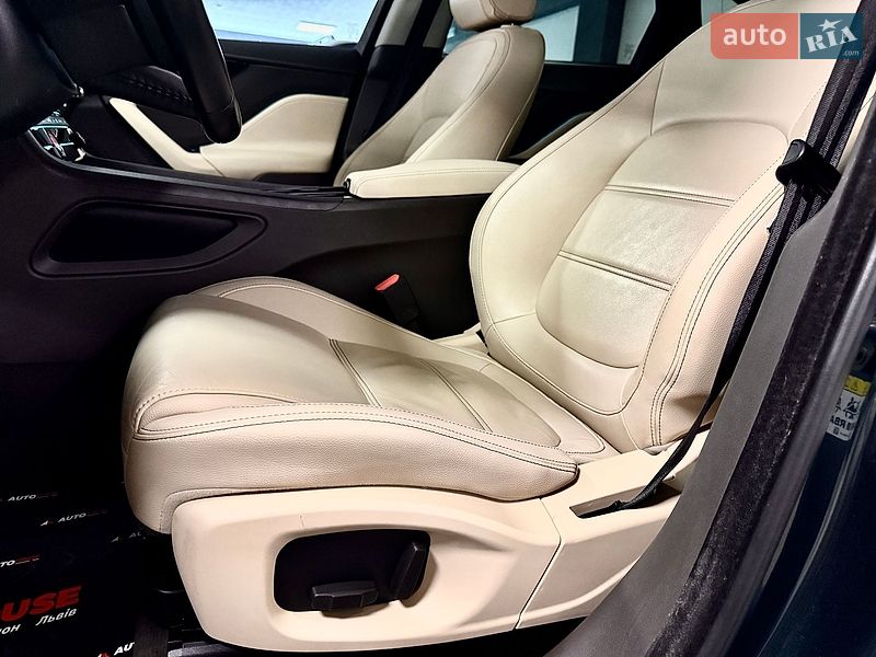Внедорожник / Кроссовер Jaguar F-Pace 2017 в Львове