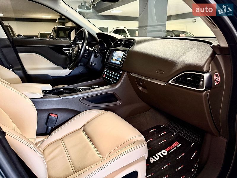 Внедорожник / Кроссовер Jaguar F-Pace 2017 в Львове