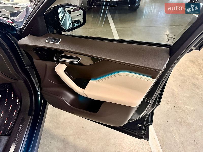 Внедорожник / Кроссовер Jaguar F-Pace 2017 в Львове