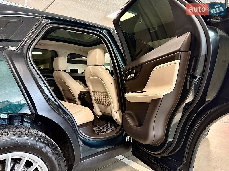 Внедорожник / Кроссовер Jaguar F-Pace 2017 в Львове