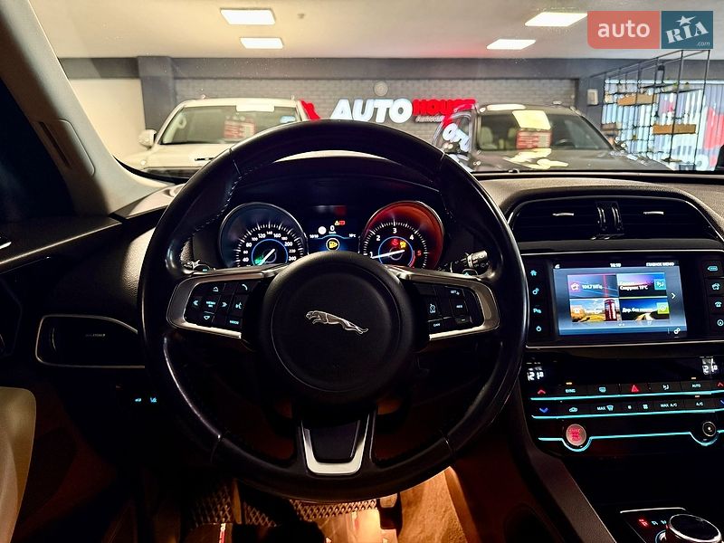 Внедорожник / Кроссовер Jaguar F-Pace 2017 в Львове