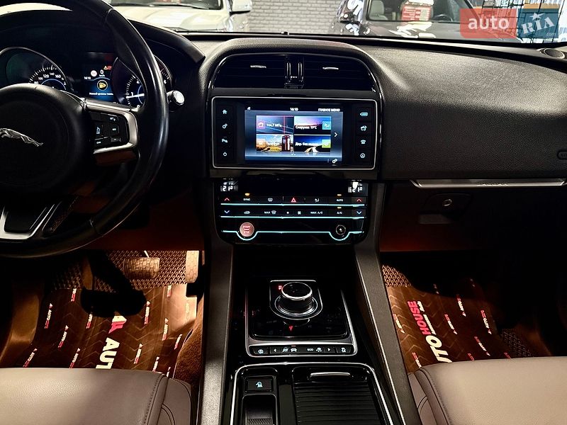 Внедорожник / Кроссовер Jaguar F-Pace 2017 в Львове