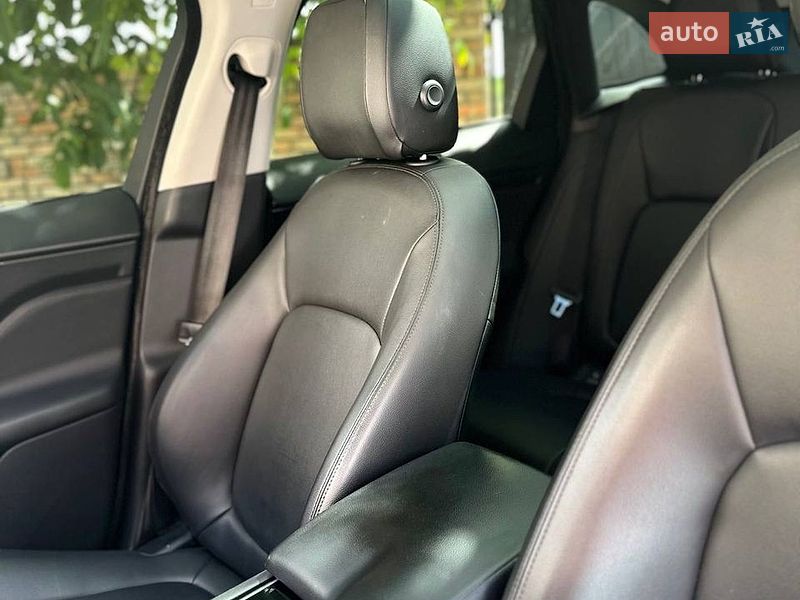 Внедорожник / Кроссовер Jaguar F-Pace 2016 в Ровно