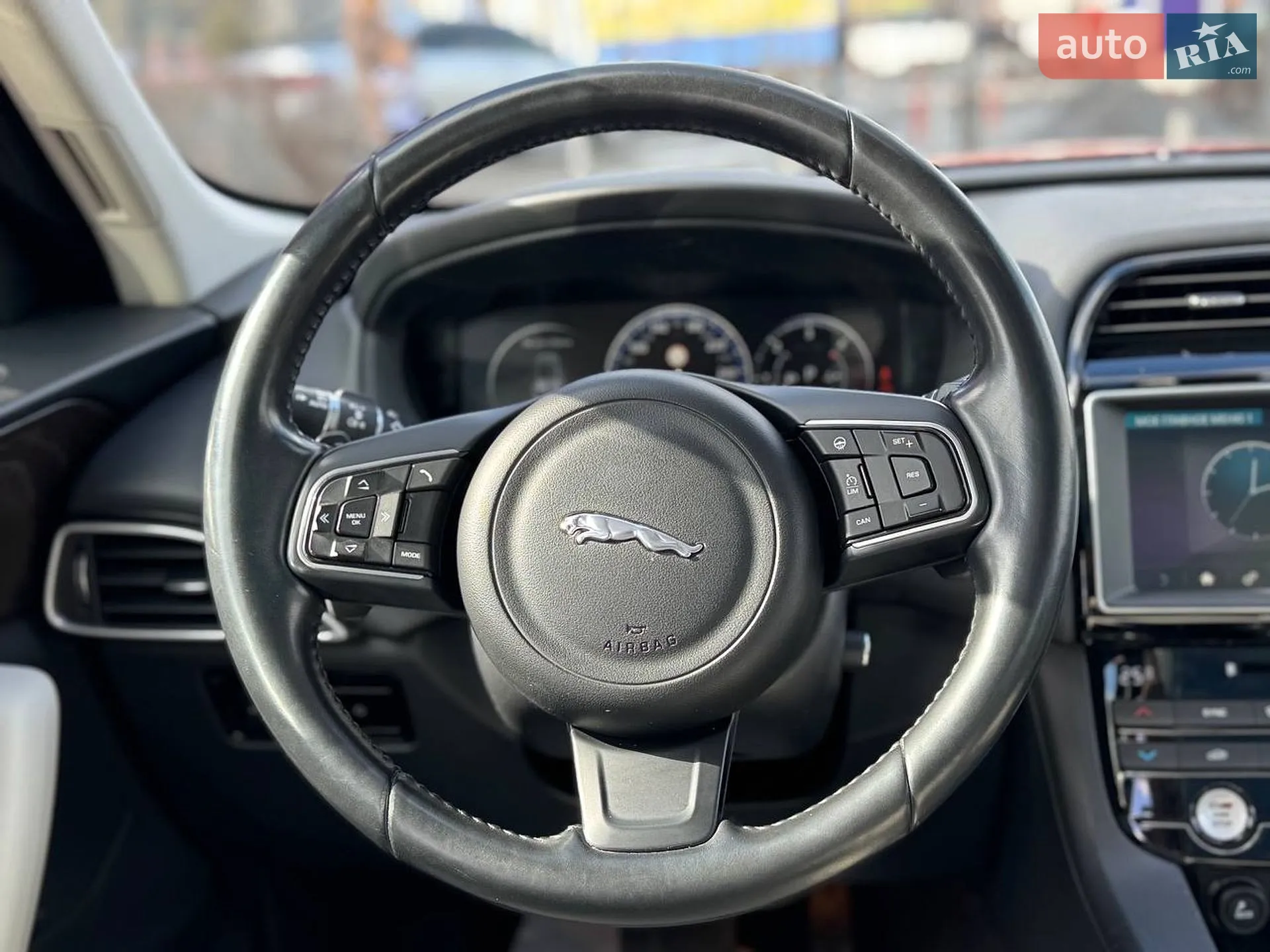 2016 Jaguar F-Pace - мініатюра 10