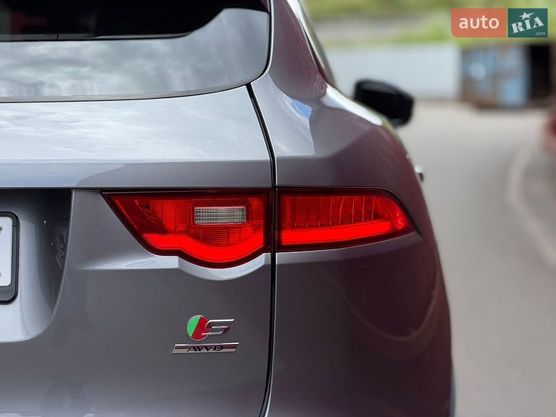 Позашляховик / Кросовер Jaguar F-Pace 2019 в Києві