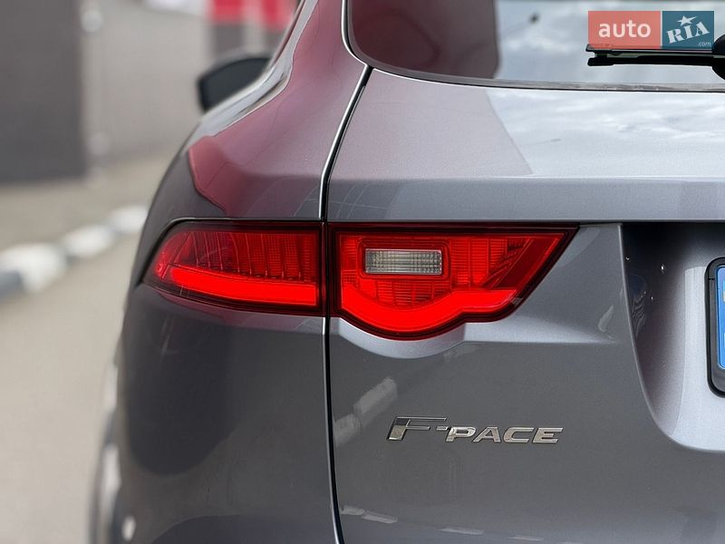 Позашляховик / Кросовер Jaguar F-Pace 2019 в Києві