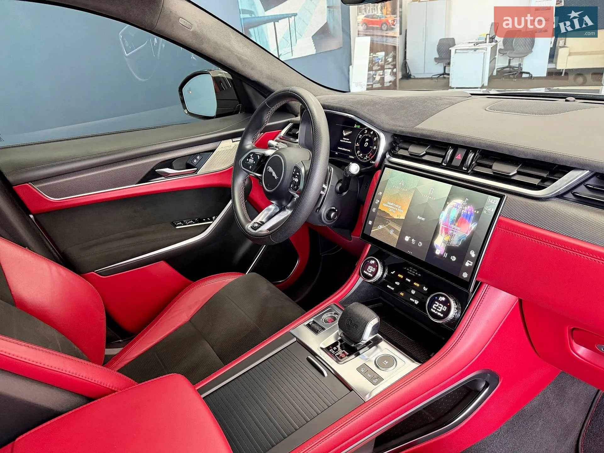 2021 Jaguar F-Pace - мініатюра 49