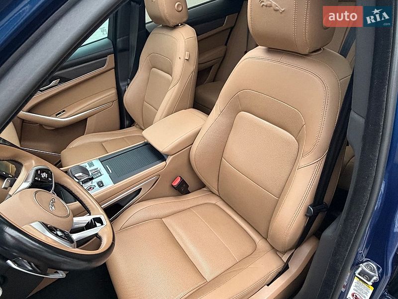Позашляховик / Кросовер Jaguar F-Pace 2021 в Рівному фото 37 Позашляховик / Кросовер Jaguar F-Pace 2021 в Рівному