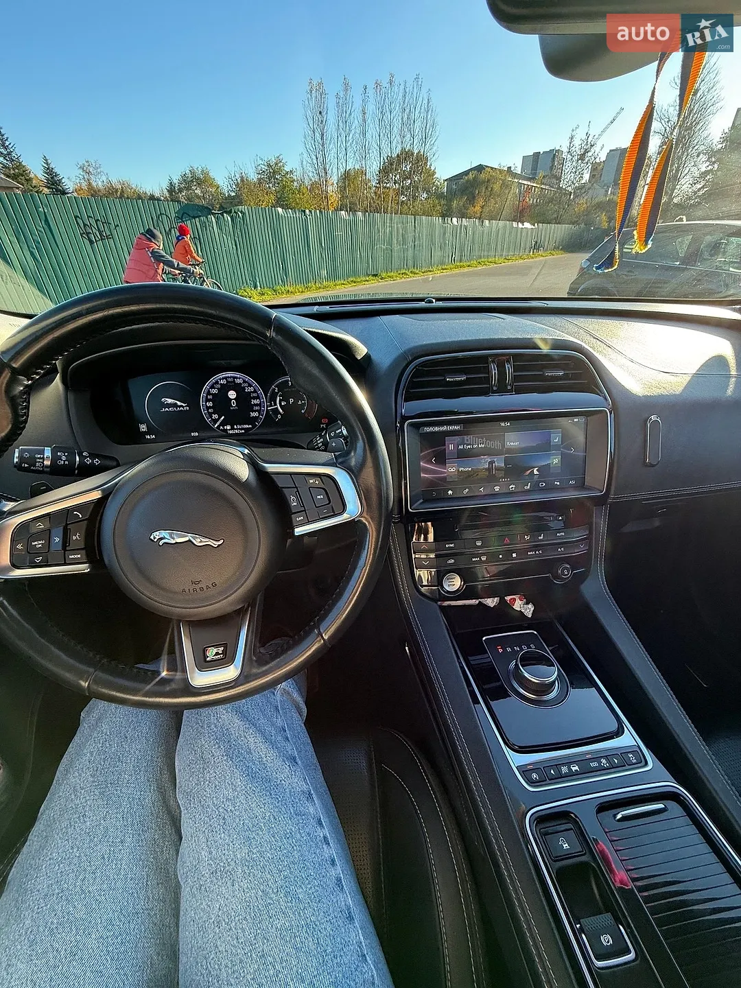 2016 Jaguar F-Pace - мініатюра 12