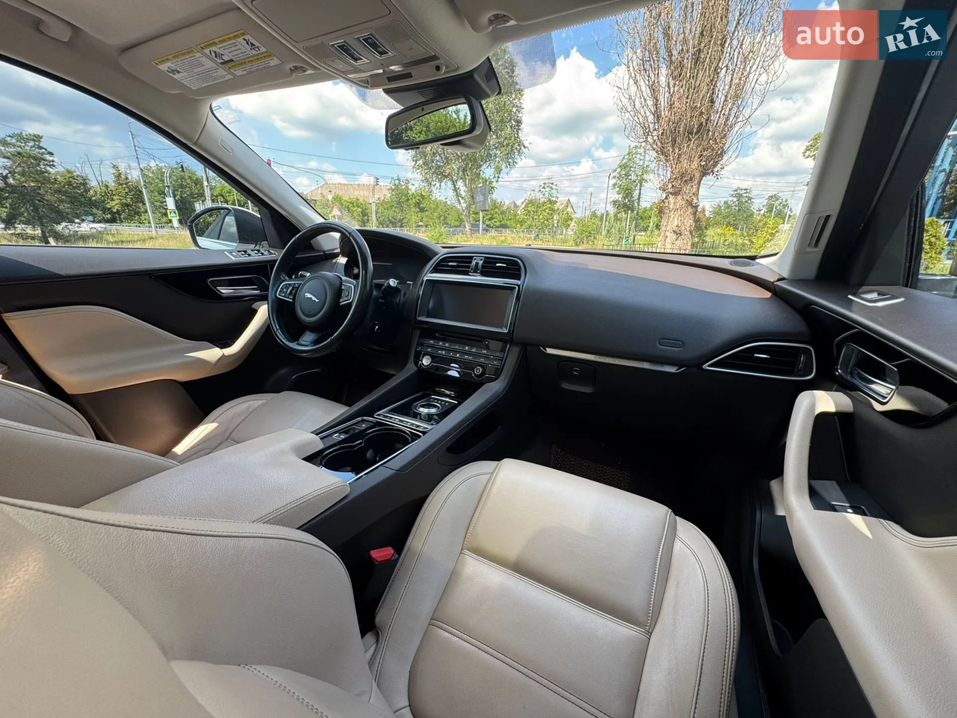 2016 Jaguar F-Pace - мініатюра 16