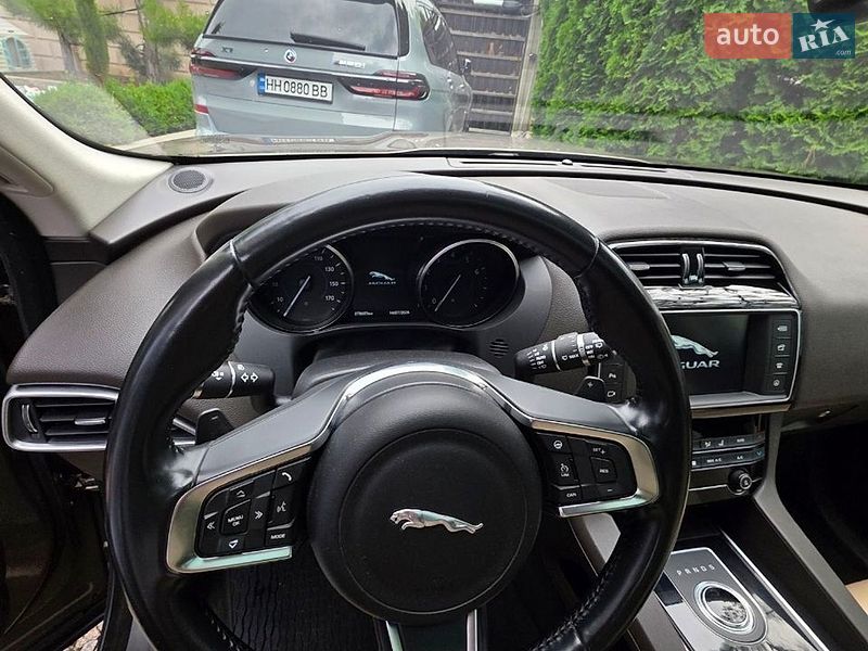 Позашляховик / Кросовер Jaguar F-Pace 2016 в Одесі фото 17 Позашляховик / Кросовер Jaguar F-Pace 2016 в Одесі