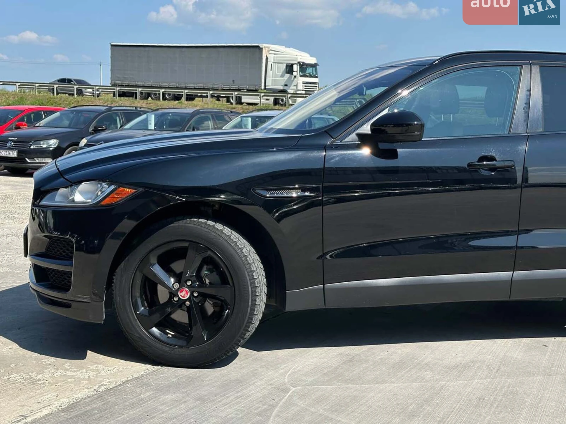 2016 Jaguar F-Pace - мініатюра 13