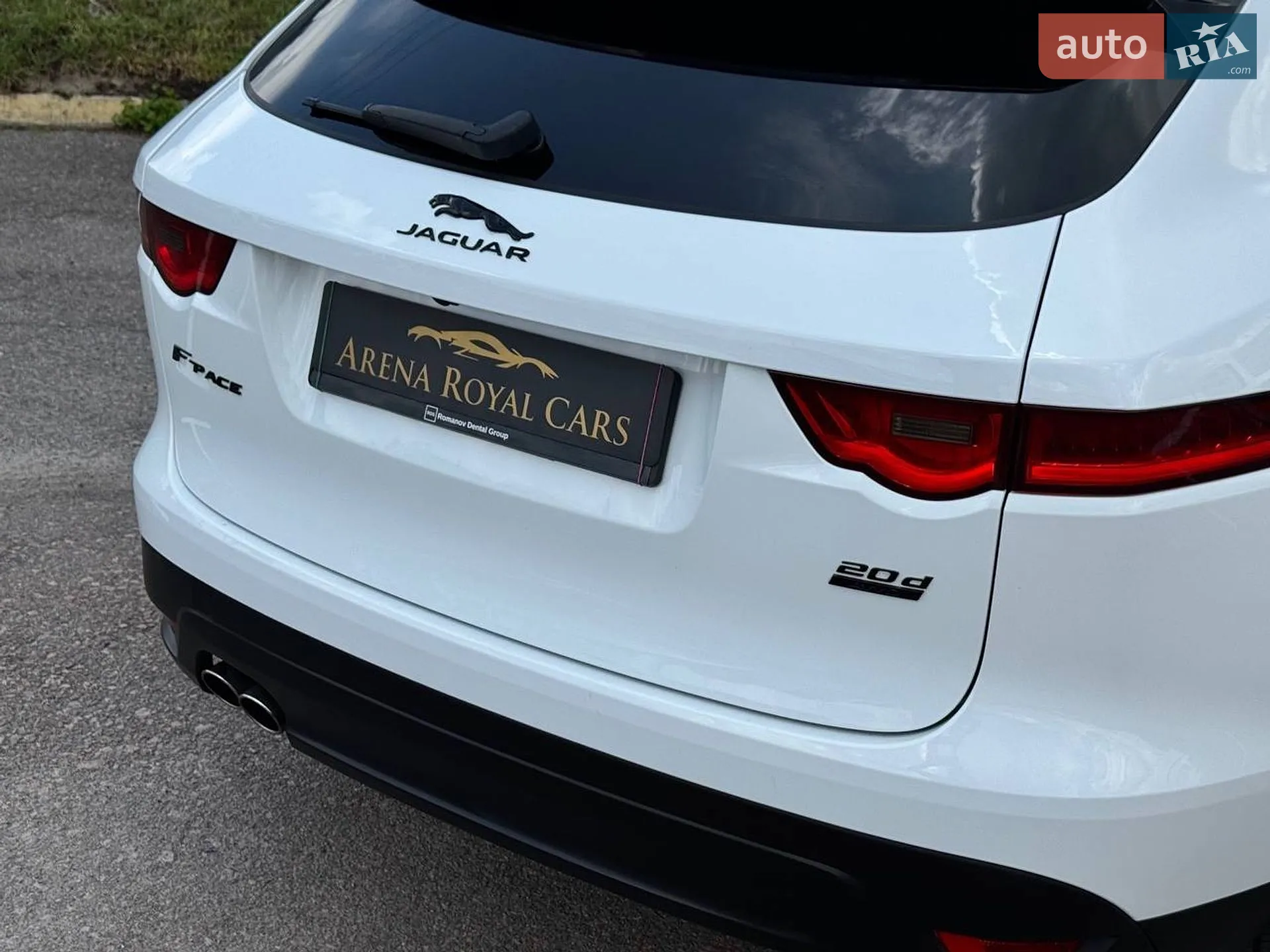 2017 Jaguar F-Pace - мініатюра 14