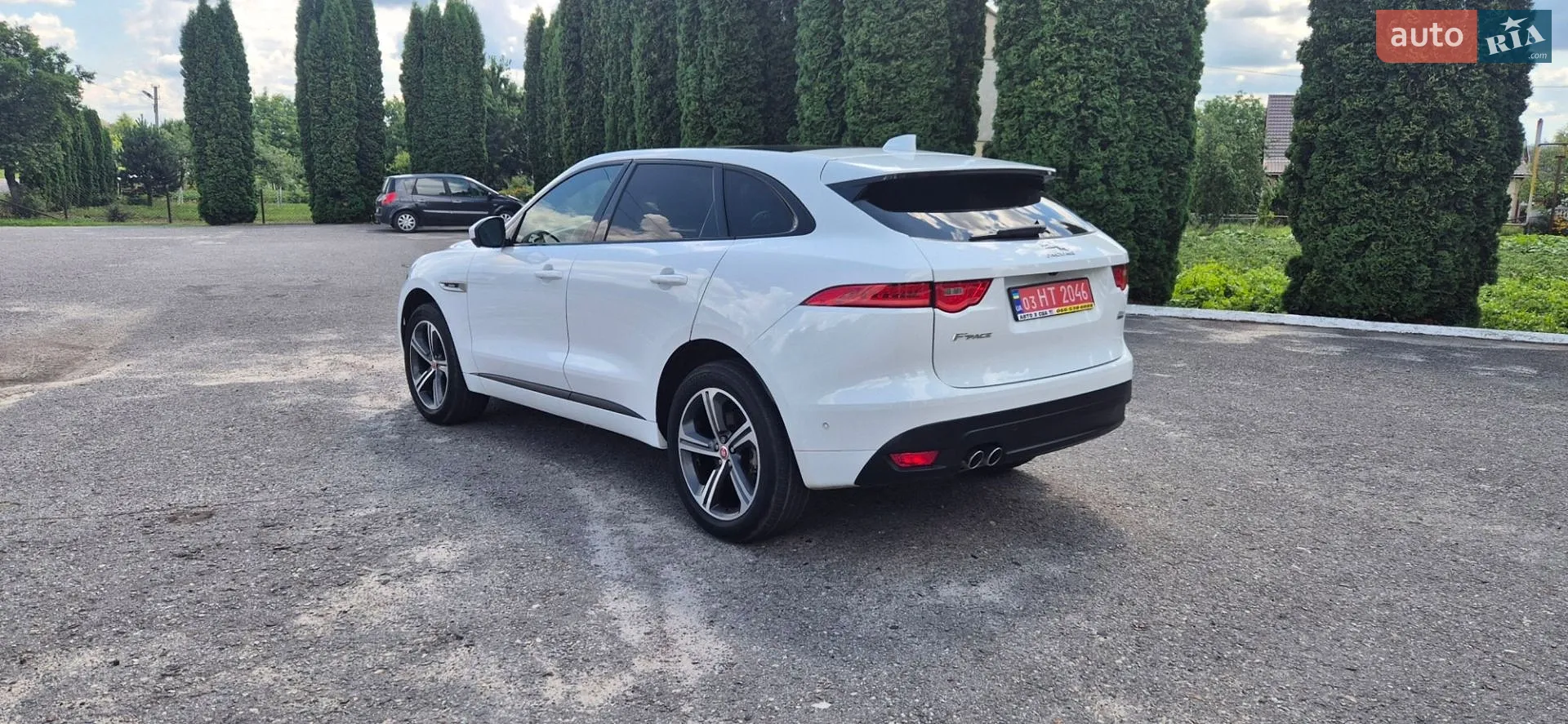 2017 Jaguar F-Pace - мініатюра 4