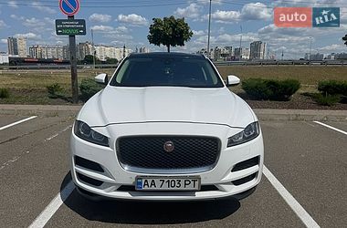 Внедорожник / Кроссовер Jaguar F-Pace 2017 в Киеве