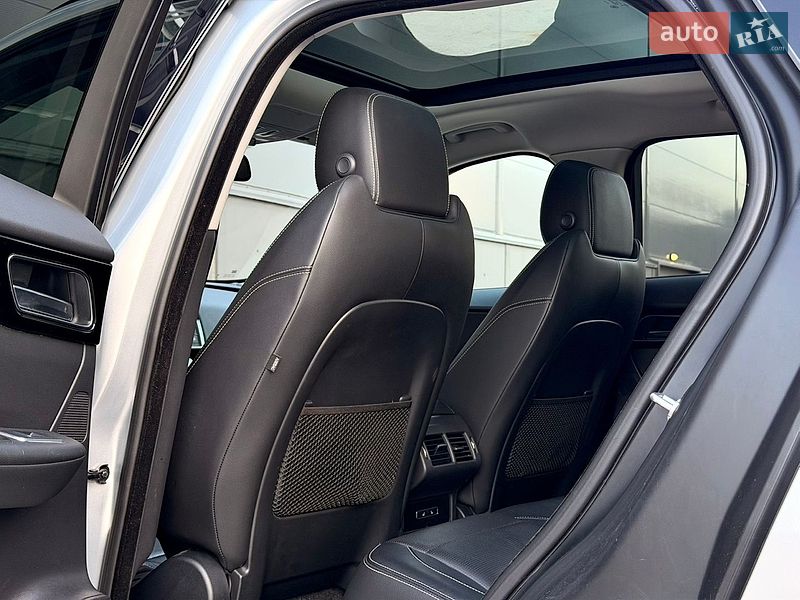 Внедорожник / Кроссовер Jaguar F-Pace 2017 в Киеве