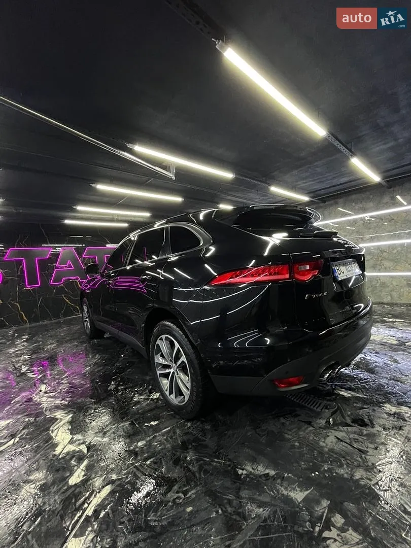 2016 Jaguar F-Pace - мініатюра 3
