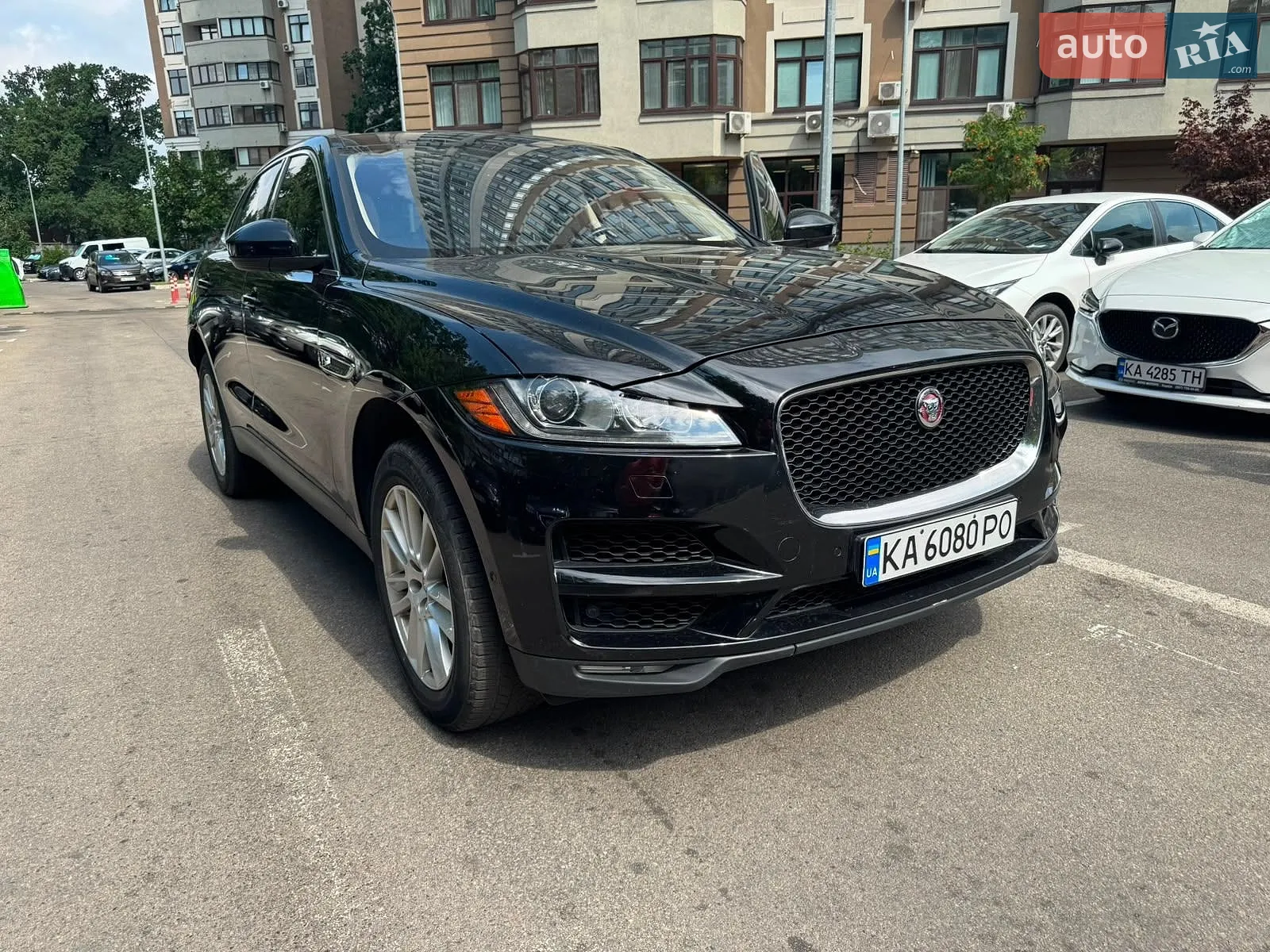 2019 Jaguar F-Pace - фото 1